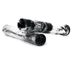 R2 Mixed Grips | White/Black